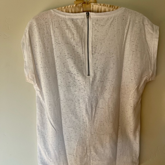 Tshirt - Picture 3 of 4